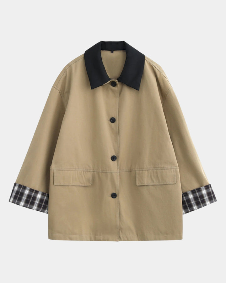 JASÉLIE | VESTE À BOUTONNAGE AVEC DÉTAILS CONTRASTANTS