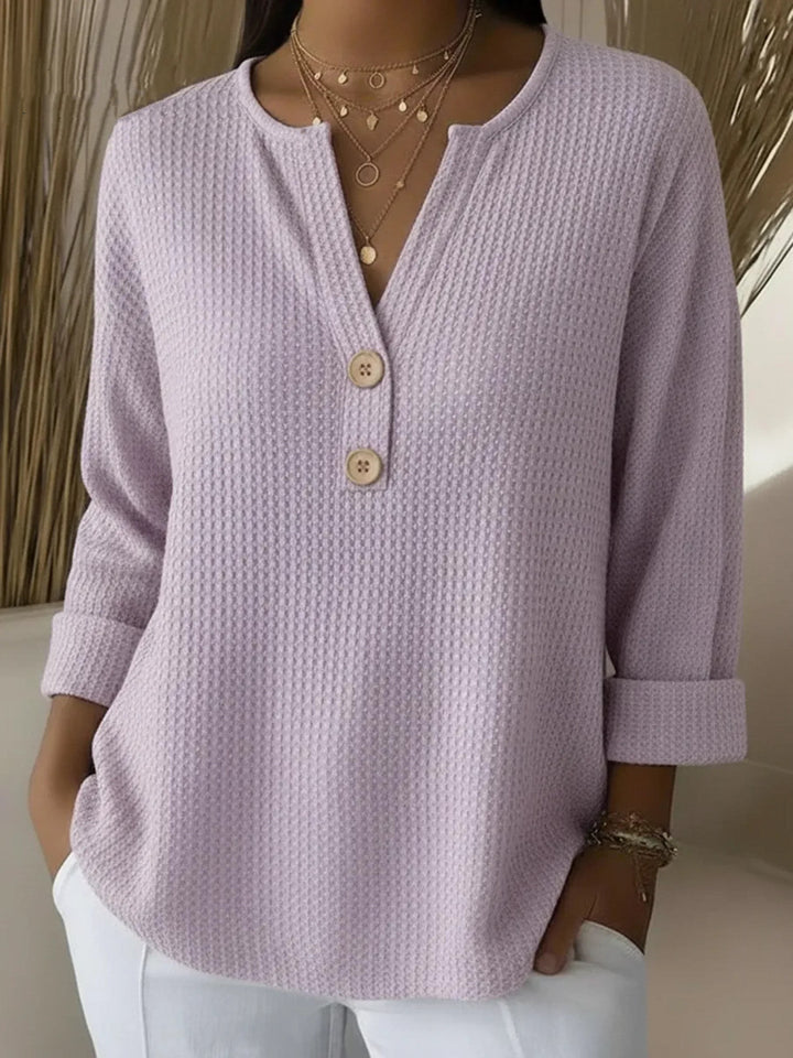 Lousia | T-shirt Henley avec texture gaufrée et boutons