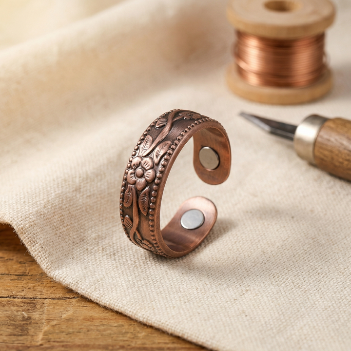 Bague en bronze avec pétales